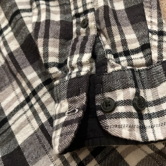 Black and White Flannel - Picture 3 of 3